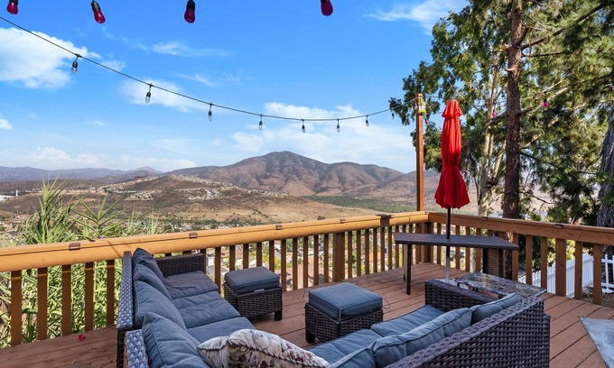 La Presa House | Stunning views in the heart of San Diego county!