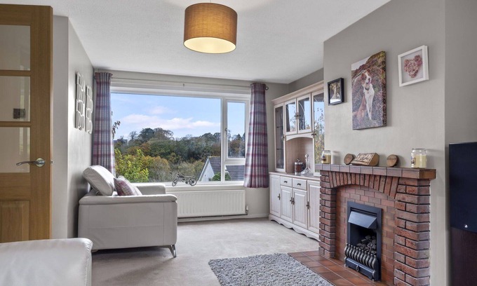Cockermouth House | Stunning villa for 6 people with WIFI, balcony and pets allowed