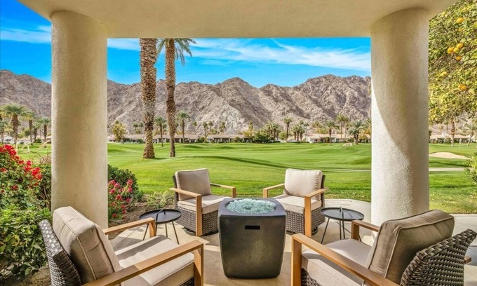La Quinta Condo | Stunningly Renovated 3-Bedroom Condo with Modern Touches