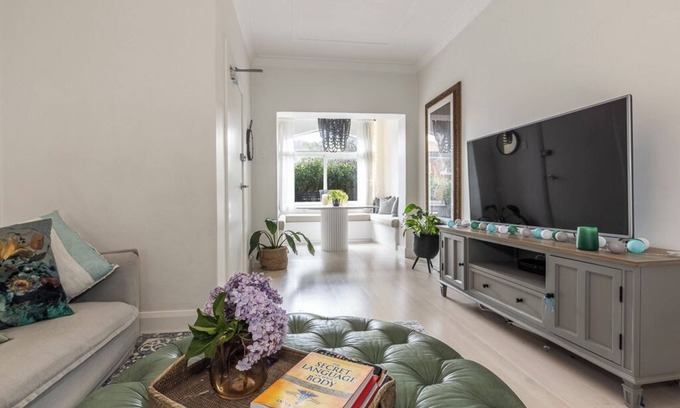 North Bondi Apartment | Style by the Sea