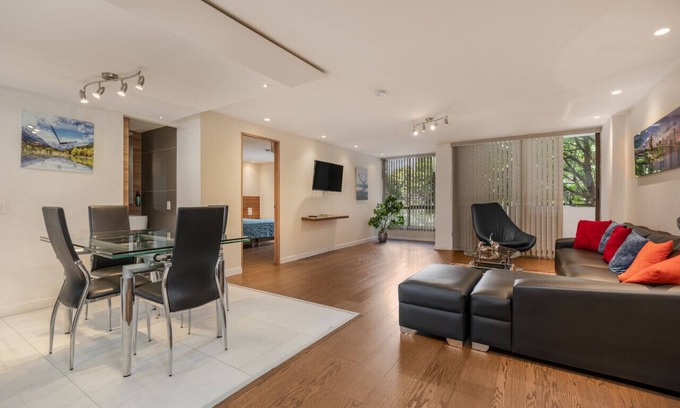 La Florida Apartment | Stylish 1BR apt in provenza with fast Wi-Fi