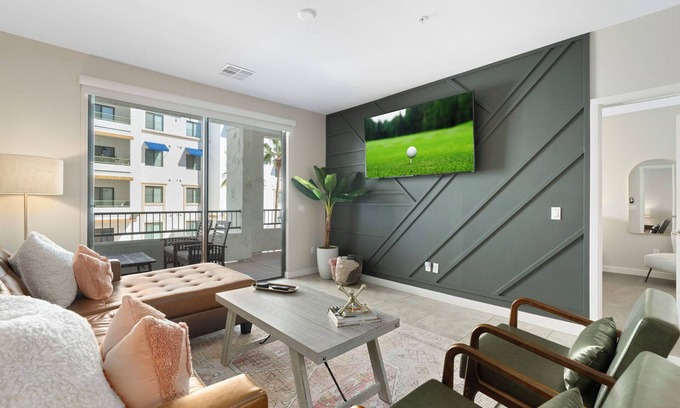 Ocotillo Condo | Stylish 2BR Condo in Chandler - Resort Pool, Steam Room, Walk to Cafés - 30+ day