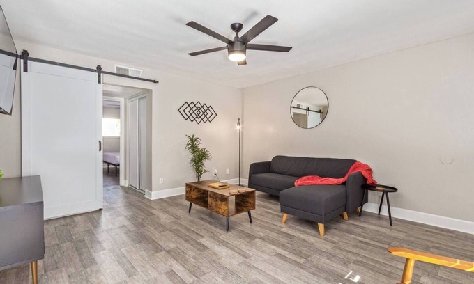 Tempe Apartment | Stylish 2BR in Tempe—5 mins to ASU, Mill Ave & Town Lake! Sleeps 4 with king & queen beds, vaulted ceilings, luxe bath, and access to gym, playground & more.