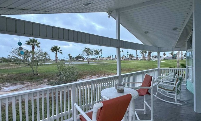 Port Isabel House | Stylish 2BR Resort Home w Patio near the Bay