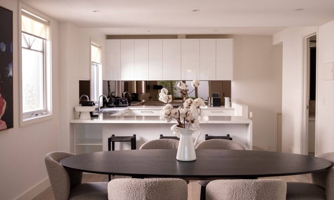 South Yarra Apartment | Stylish 3-Bedroom in the Heart of South Yarra