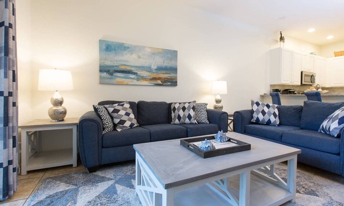 Bahama Bay Apartment | Stylish 3BR, 2BA condo in Beach Style atmosphere