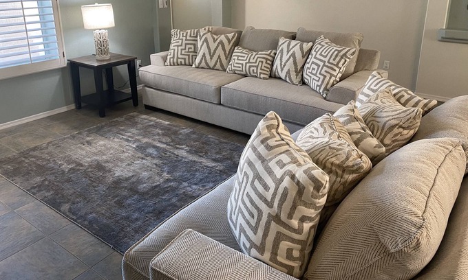 Lake Havasu City House | Stylish 4 bedroom house with pool, casita and garage parking, close to Lake