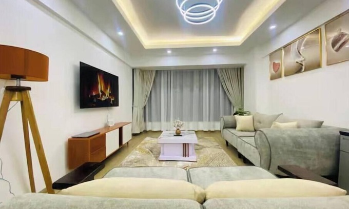 Nguluni Apartment | Stylish Apartment with a pool