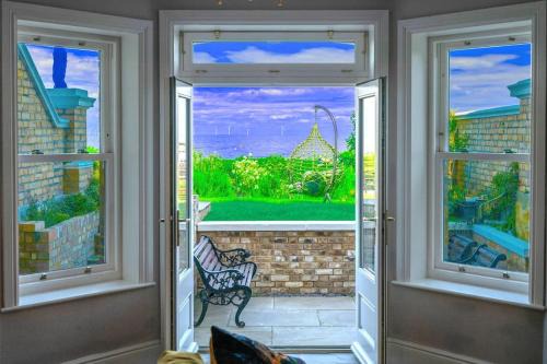 Herne Bay Apartment | Stylish Beachfront Bolthole with Stunning Sea Views and Luxury Touches