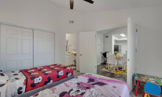 Kissimmee Apartment | Stylish Disney Themed Family Unit- 10 Mins Away from Disney
