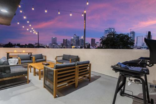 Pico-Union House | Stylish Dtla Home With Views