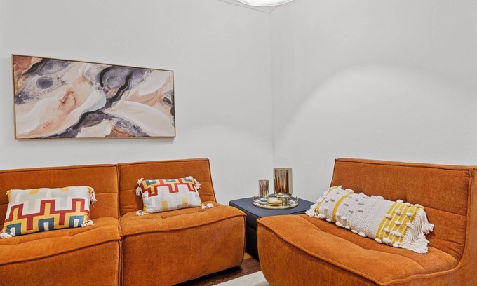 New Farm Apartment | Stylish escape in the heart of New Farm