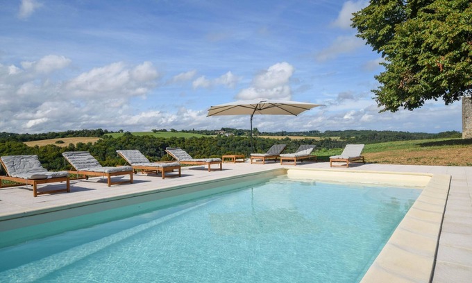 Saint-Medard-d'Excideuil House | Stylish Villa on Historic Estate