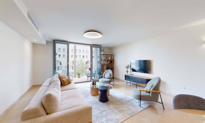 Jerusalem City Centre Apartment | ★ Stylish MAMILLA 2 masters ★ VIEW balcony ★ Parking ★