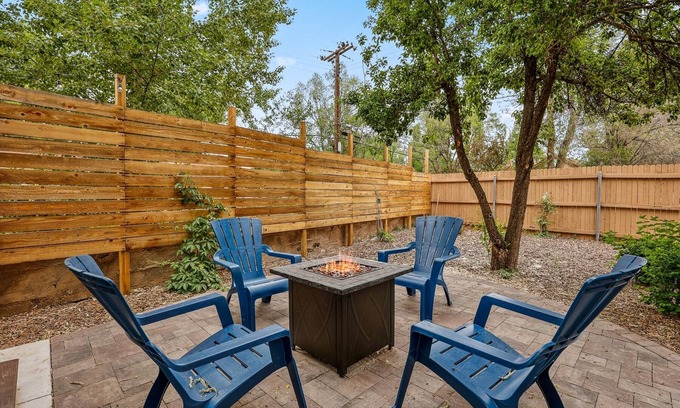 Southside House | Stylish Mountain Home! Walk to Downtown & NAU! Unbelievable Backyard!