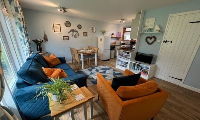 Lelant Ski Chalet | Stylish, nautical themed chalet, in peaceful woodland setting, close to St Ives