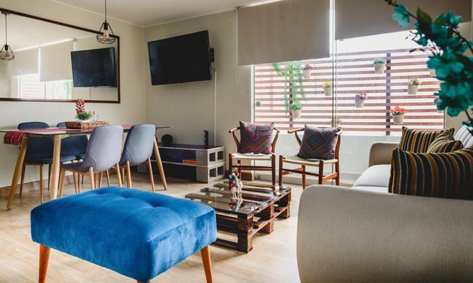 Santa Cruz Apartment | Stylish Peruvian Corner Apt in Miraflores