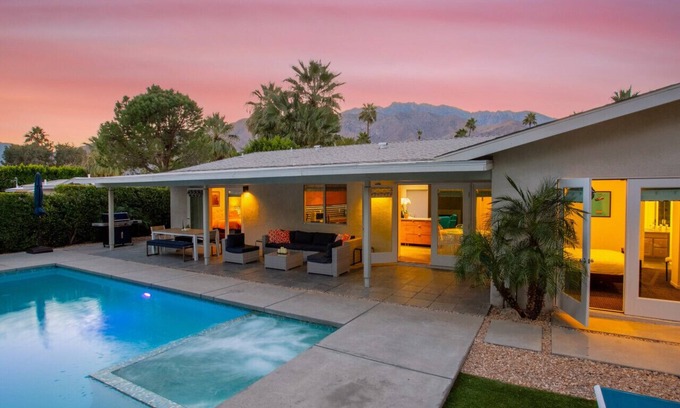 El Mirador House | Stylish PS Home w/heated pool/spa & mountain views