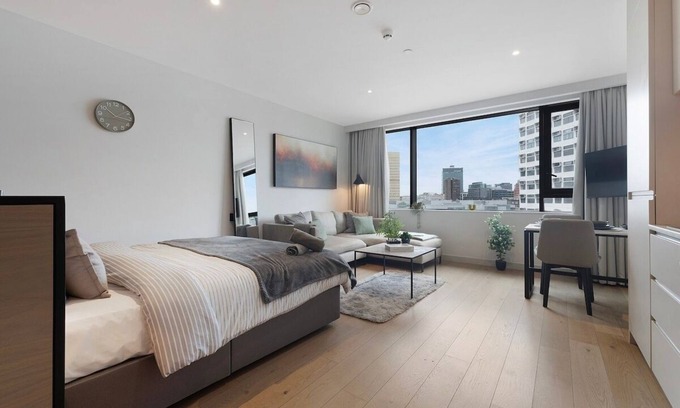 Manchester City Centre Apartment | Stylish Studio in Citysuites