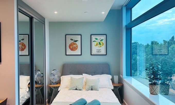 Bracknell Apartment | Stylish Studio Apartment in Bracknell