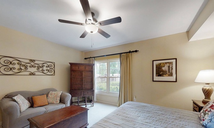 St. Augustine Apartment | Stylish studio suite w/ shared pool/hot tub, tennis, golf, central AC, free WiFi
