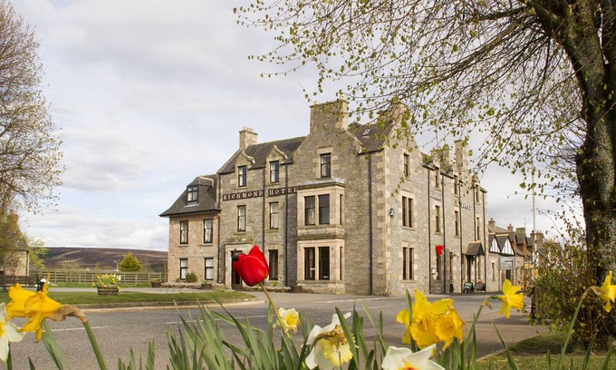 Tomintoul House | Substantial Highland hotel in the Village of Tomintoul