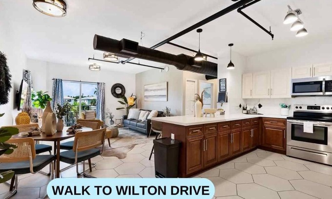Wilton Manors Apartment | Suite 301: 2 Bed/2Bath: Heated Pool, Gym, Dock