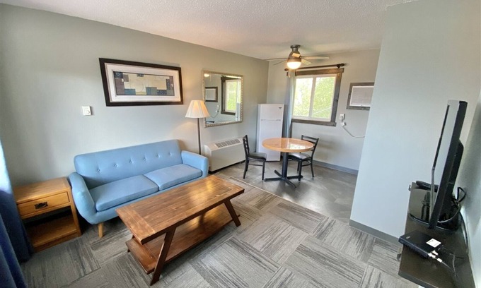 Rapid City Apartment | Suite 313 - 2nd Floor | 1 Bed, 1 Bath