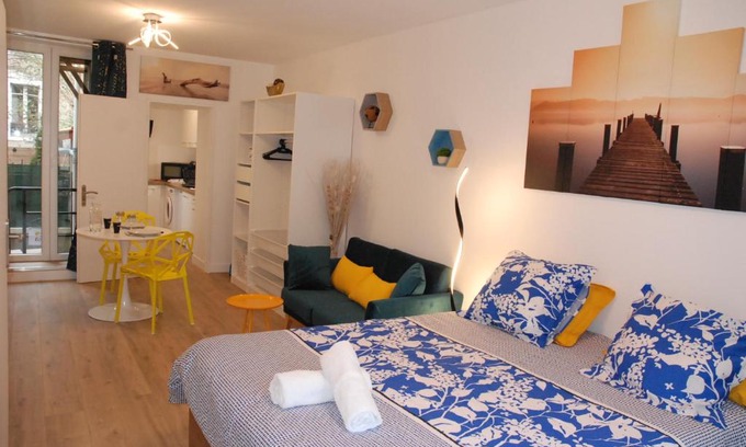 Poincare - Foch - Anatole France - Croix de Bourgogne Apartment | Suite avec terrasse, Nancy Thermal, parc Ste Marie