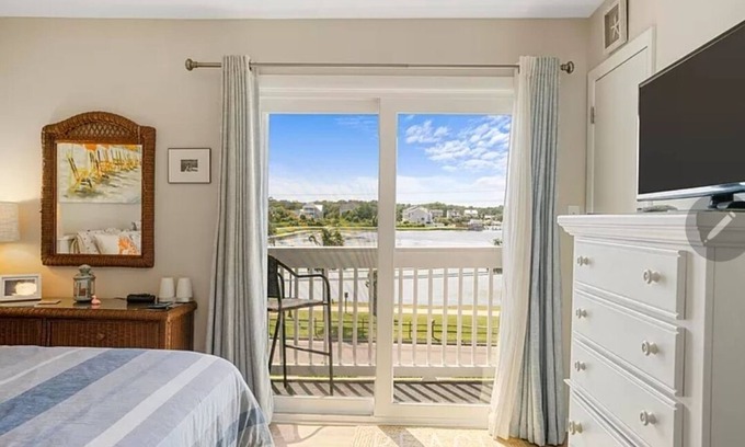 Carolina Beach Condo | Suite Carolina- Steps to Beach, Boardwalk, Restaurants & More-