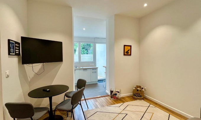 Hincmar Apartment | Suite Clovis 2