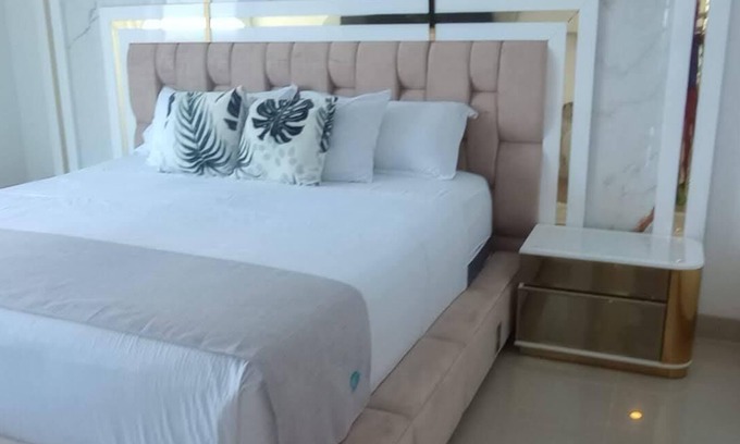 El Rodadero Apartment | Suite de lujo con jacuzzi privado y vista panorámica al mar. nnnnnnn-nnnnnnnn–