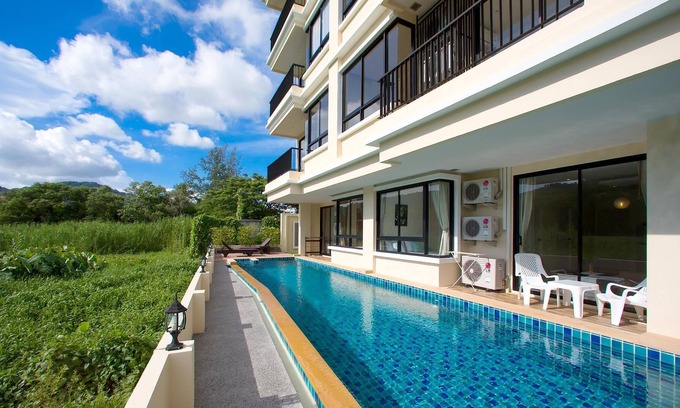 Nai Harn Villa | Suite Montero Tropiclook