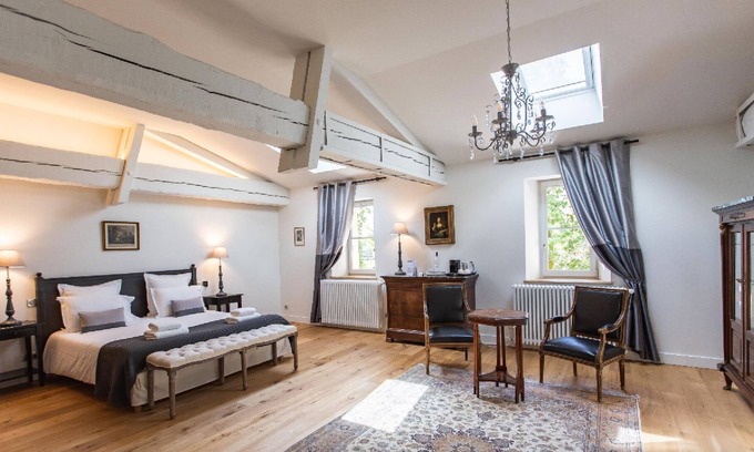 Latresne Bed & Breakfast | Suite Olivier, Château Gassies, charm 15 minutes from Bordeaux, up to 4 guests