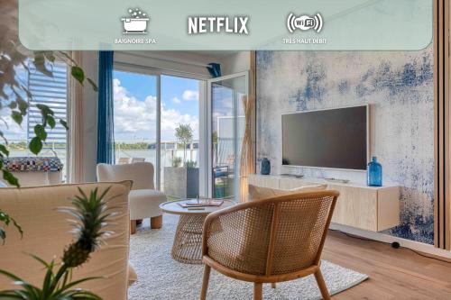 Les Sables d'Olonne Apartment | Suite Olonna Spa et Terrasse à 7 min des plages