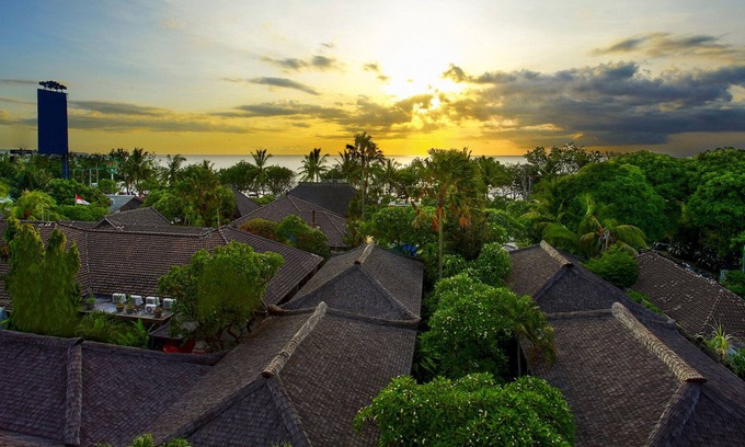 Downtown Kuta House | Suite Room Facing to Sea 2 minutes to Kuta Beach