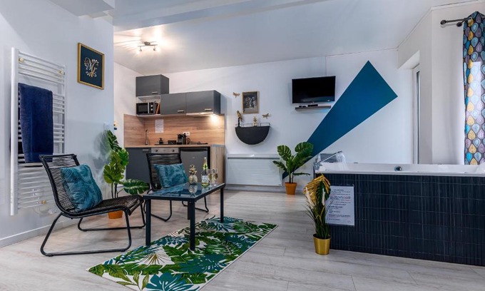 Chalifert House | Suite SPAradise - SPA Privé - 6min Disneyland PARIS