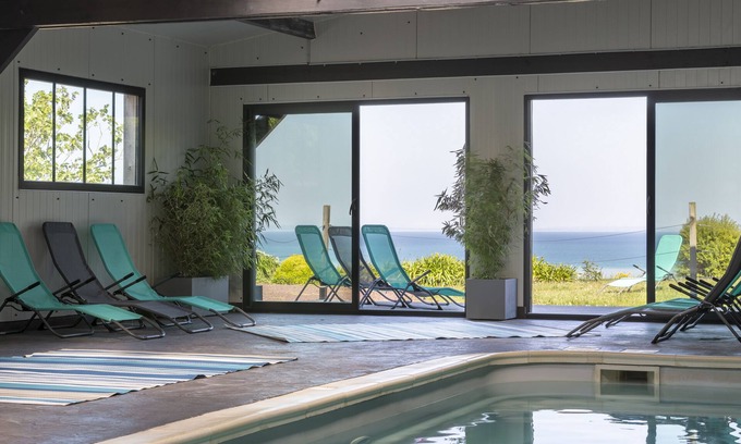 Cancale House | Suite-Wet room-Sea View