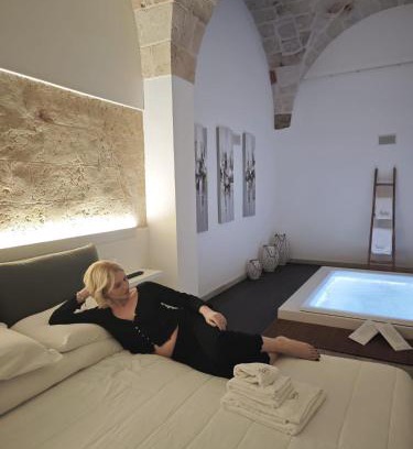 Mesagne House | Suite87