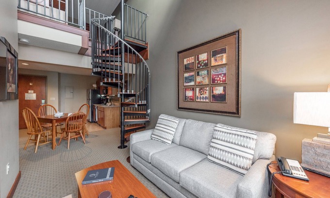 Thayerville Apartment | Suites at Silver Tree: A311 One Bedroom & Loft Lake View
