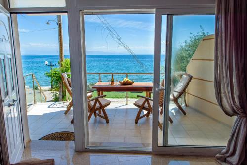 Diakofto House | Sul Mare