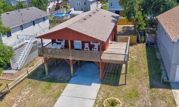 Colington House | Sullivan's Sandy Paws KDH133