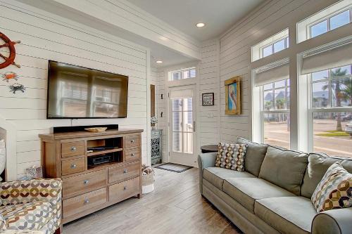 Cinnamon Shore Villa | Summer Breeze TC 4103