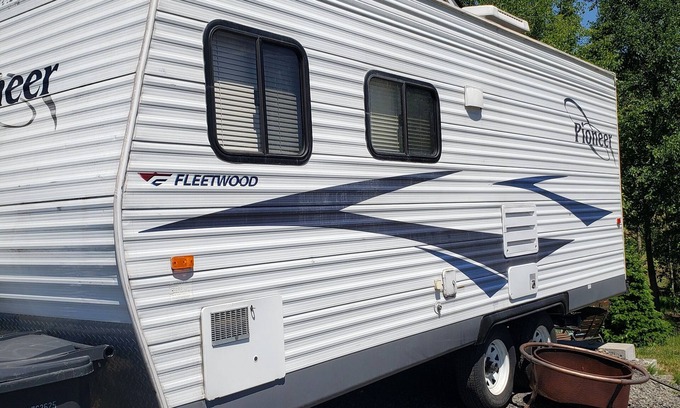 Marylhurst House | Summer Fun Camper with hot tub