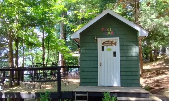 Mayfield Cottage | Summer Fun on Chandler Lake! Escape to the Great Up North!