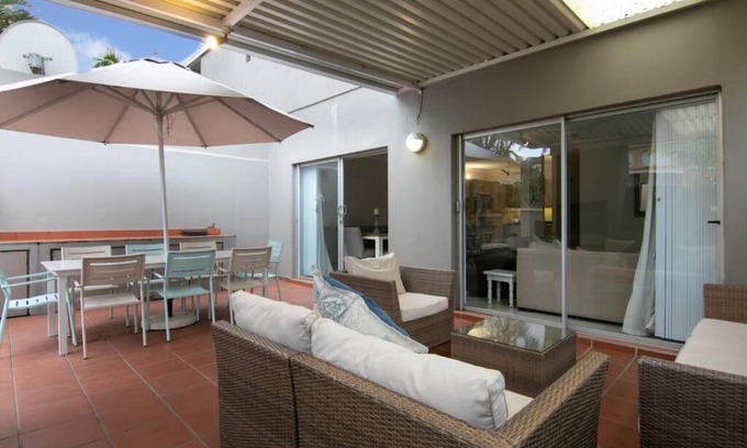 Umhlali Beach Apartment | Summer Living close to Willard's and Thompson's Beach