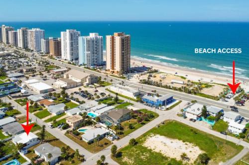 Daytona Beach House | Summer Lovin' In Paradise