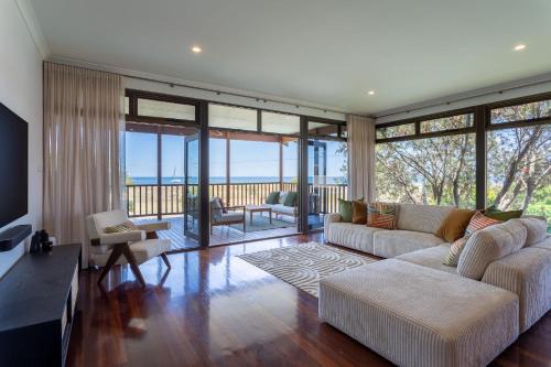 Marybrook House | Summer of 81 I Private Properties