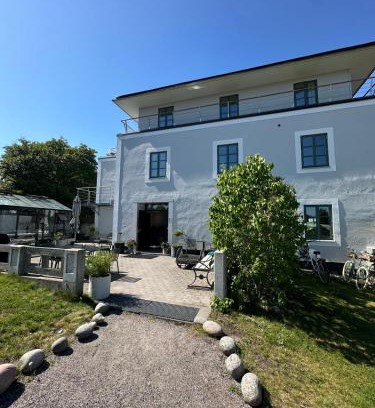 Sandhamn Apartment | Summer Pearl