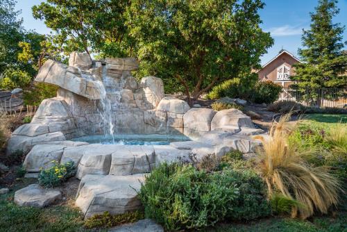 Templeton House | Summer Place